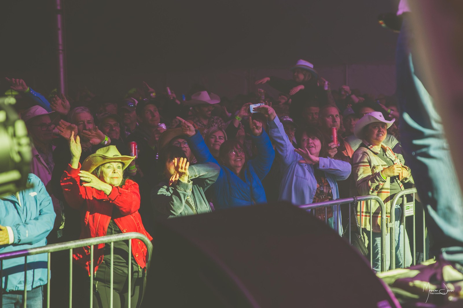 Ambiance du public pendant un spectacle au Festival — archives 2026.